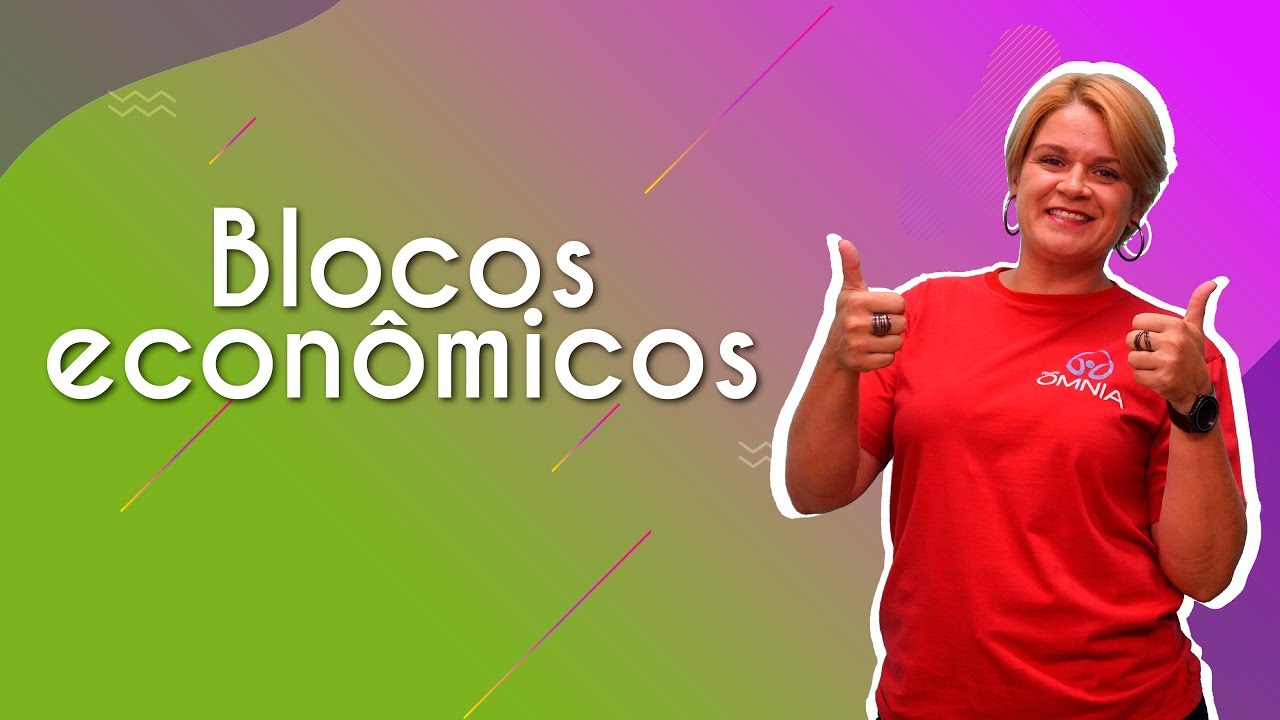 Professora ao lado do texto"Blocos econômicos".